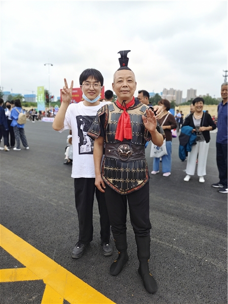 1631523921995392.jpg 打卡照片2_副本.jpg