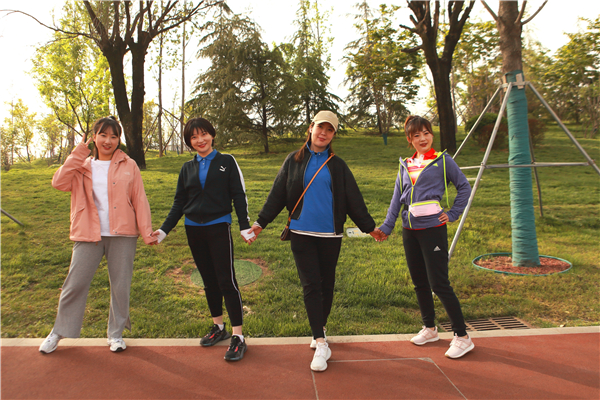 1631936164994783.jpg 办公室._副本.jpg