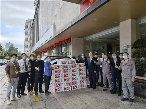 1647418371532947.jpg 爱心苹果_副本.jpg